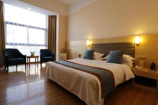 Qingdao Royal Garden Hotel - 2