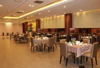 Qingdao Royal Garden Hotel - 1