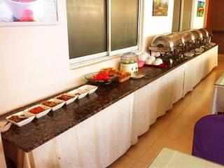 GreenTree Inn Taicang Baolong Square Hotel - 4