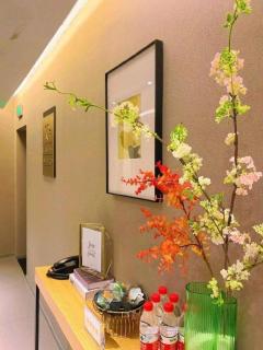 Home Inn Selected Guangzhou Zhujiang New Town Wuyangcun Metro Station - 1