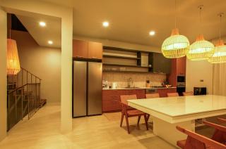 Treetop Bliss Villa by Sea N' Rent - 4