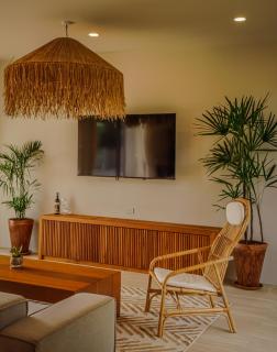 Treetop Bliss Villa by Sea N' Rent - 2