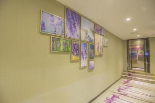 Lavande Hotel Guangzhou Tianhe Sports West Road Subway Station - 2