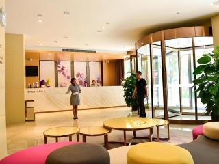 Lavande Hotel·Xishuangbanna Jinghong Songkran Square - 9