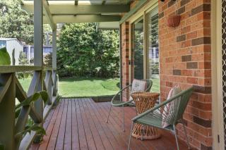 Kiama Beach Retreat - Big Yard & Movie Lounge - 6