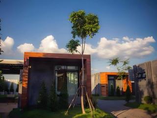 The Infinite Resort - 4