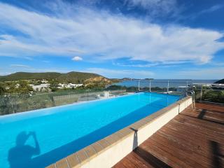 F3 entier de standing tout équipé vue mer, piscine partagée et parking souterrain - 9