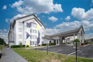 Spark by Hilton Amarillo East - 8