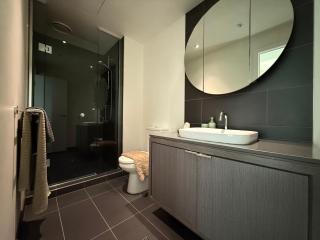 Prime location in Southbank - Wrap - 3