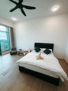 Home By Bay Suites by Sea 12 - 0