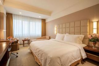 Best Western Plus Fuzhou Fortune Hotel - 8