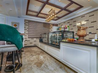 5 Falcons The Luxury Residency - 1