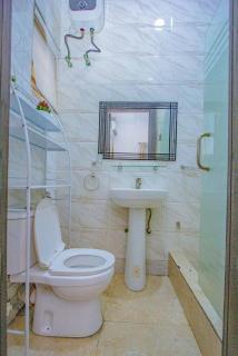 Luxury Private 1 Bedroom in a Shared Duplex - 1