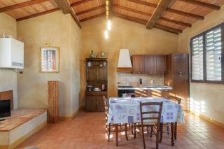 Borghetto Flat con piscina - 5