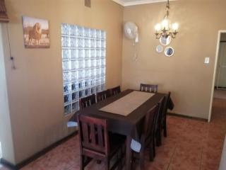 Green Trees Cottage - 2