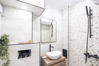 Panoramic View Cozy 1BR Apartment - 2