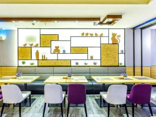 Lavande Hotel Chongqing Xinghui Liangjiang Happiness Plaza - 9