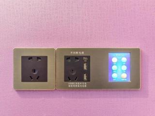 Lavande Hotel Chongqing Xinghui Liangjiang Happiness Plaza - 4