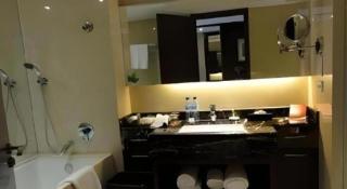 Jinjiang Inn Central Changshu Yushan - 1