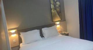 7 Days Inn Wuhan Hanzheng Street Shengli Road Metro Station - 7