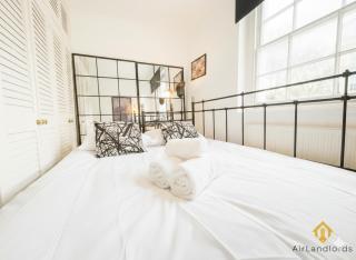 Exclusive 2 Bedroom Flat in Holland Park! - 4