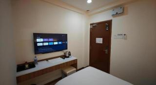 Weiss Hotels Kepong Baru - 6