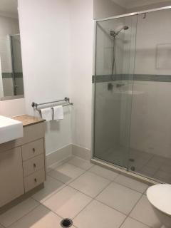 Resort Style Apartment on Gregory - 7