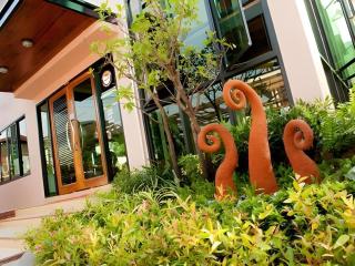 Kwan Phayao Villa - 1