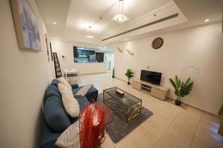 Incredible 2BR with Burj Khalifa View & Balcony - 6