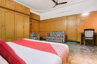 The vivekam Homestay nr Hindustan college Nava india - 4