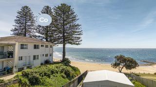 Beachfront Breeze - Family Getaway By Holidayco - 9