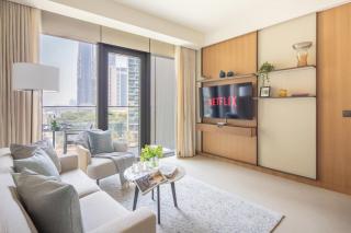 Frank Porter - Address Opera - 6