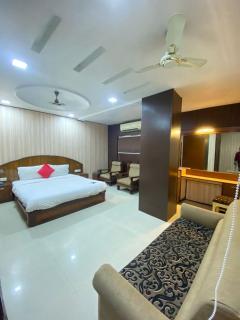 Hotel Rahul - 4