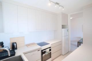 The Helm Unit 1 22 Voyager Close - 2