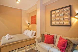 Alex Guesthouse Stylish Studio near the Sea - 5