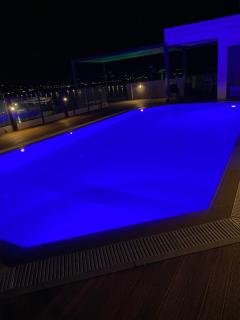 Elektra Roof Top Suite - 3