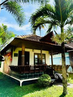 Maadathil Cottages & Beach Resort - 4