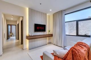 The Living khorfakan Cornish 2 - 6