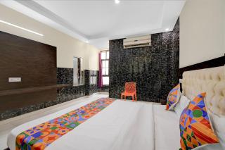 FabHotel Family Inn - Lucknow - 2