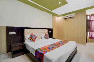 FabHotel Family Inn - Lucknow - 1