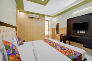 FabHotel Family Inn - 1