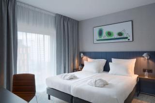 Q Hotel Plus Wrocław - 4