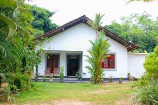 Mountain Breeze Inn Midigama - 0