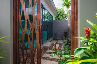 Elegant 3-Bedroom Villa with Large Garden - 7