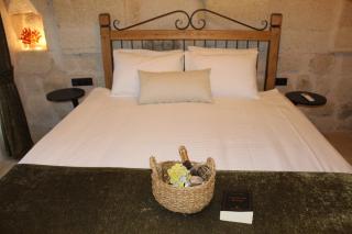 Sun Point Cave House - 2