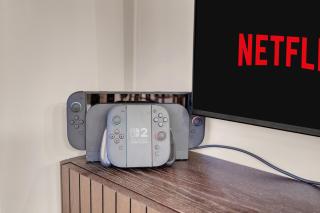 Arctic Lux Suite With Sea & Mountain View - 5