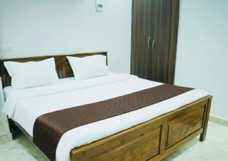 Hotel CJ Grand Vijayawada - 4