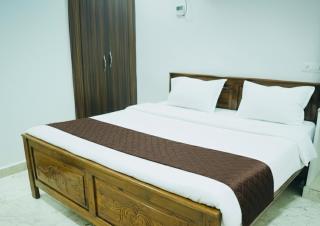 Hotel CJ Grand Vijayawada - 1