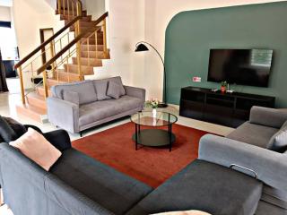 UniVilla- Ideal Family Home for 18pax - 3