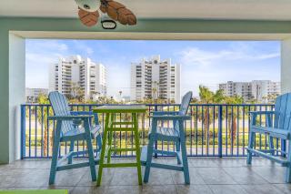 Oceanwalk 13-404 - 8